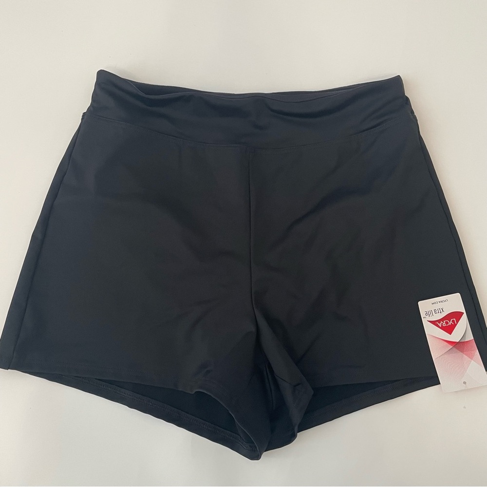 NWT Lands End Women’s Black Swim Shorts Size 6 Lined Lycra Summer Swimming